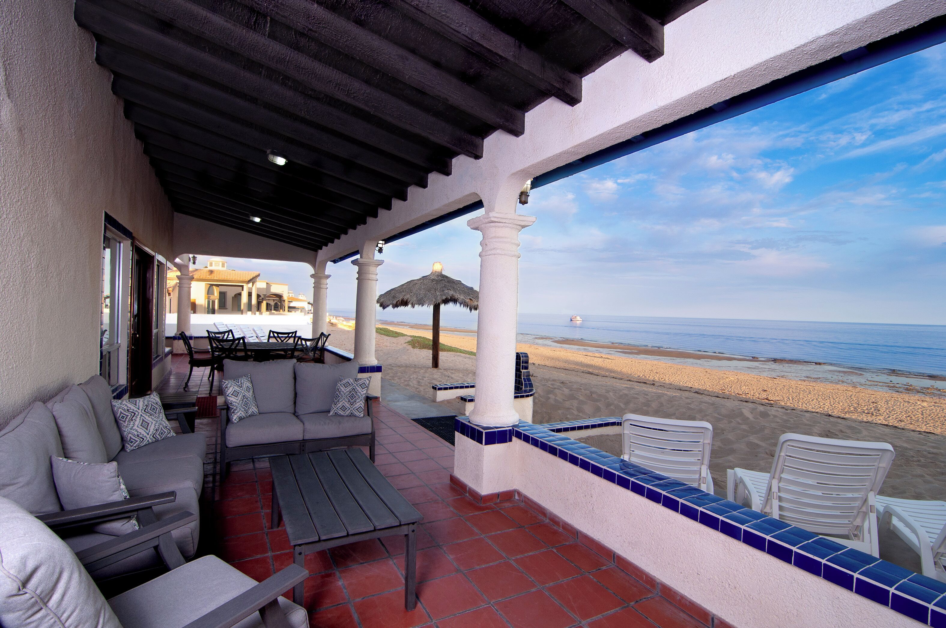 Hus - flera sängar - uteplats (Playa Vida) | Restaurang utomhus