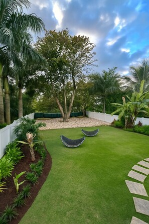 Property grounds - Gypsea House • Pool & Beach Dorado (Dorado)