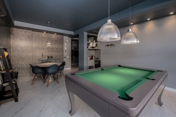 Spielezimmer