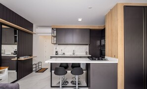 Private kitchen - High Standard Studio on the Sand in Floripa Irb205 (Florianópolis)