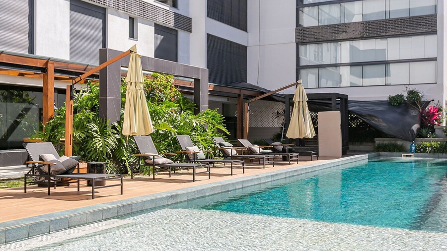 Luxurious Studio Right on the Sand in Irb203