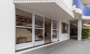 Basic Apartment | Exterior detail - Apartment 200m From Ingleses Beach Iho264 (Florianópolis)