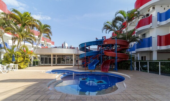 Piscina externa