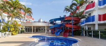 Apt c/ Varanda in Condominio Pe na Areia Iho127