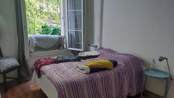 2 slaapkamers, een bureau, gratis wifi, beddengoed