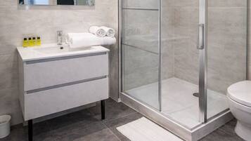 Tabla de planchar con plancha