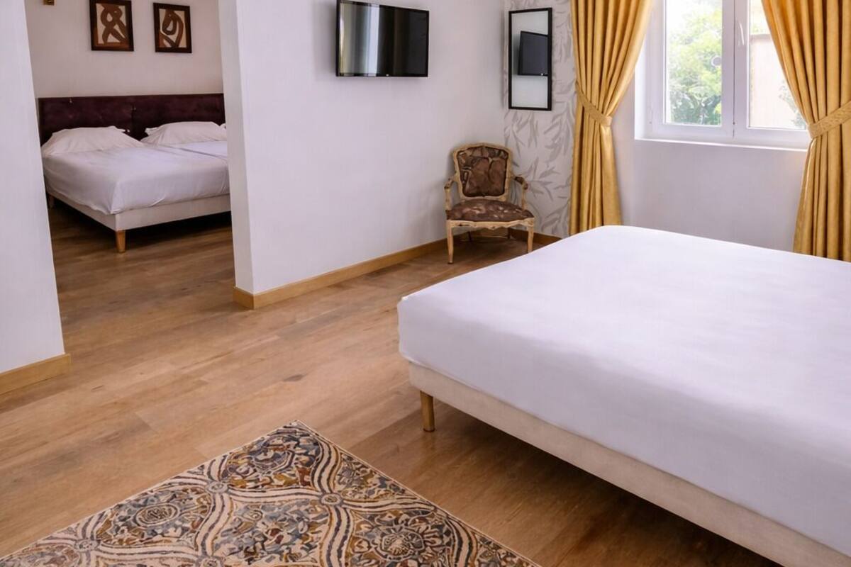 コンフォート 4 人部屋 | アイロン / アイロン台