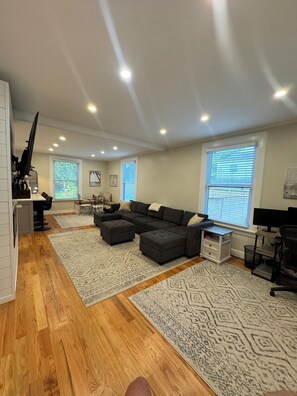 Smart TV, fireplace, video games, stereo