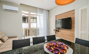 Interior - Apart Foot on Sand for Couples in Floripa Ida105 (Florianópolis)
