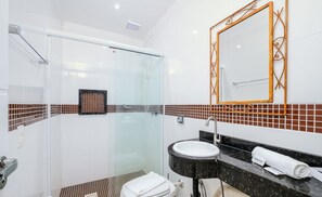 Bathroom - Apart Foot on Sand for Couples in Floripa Ida105 (Florianópolis)