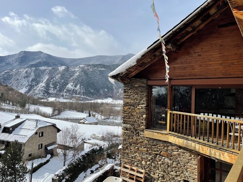 Refugi Orfila, independent rural house, ideal for families.