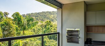 Apartment w/ Barbecue 290m From the Beach Hre0035