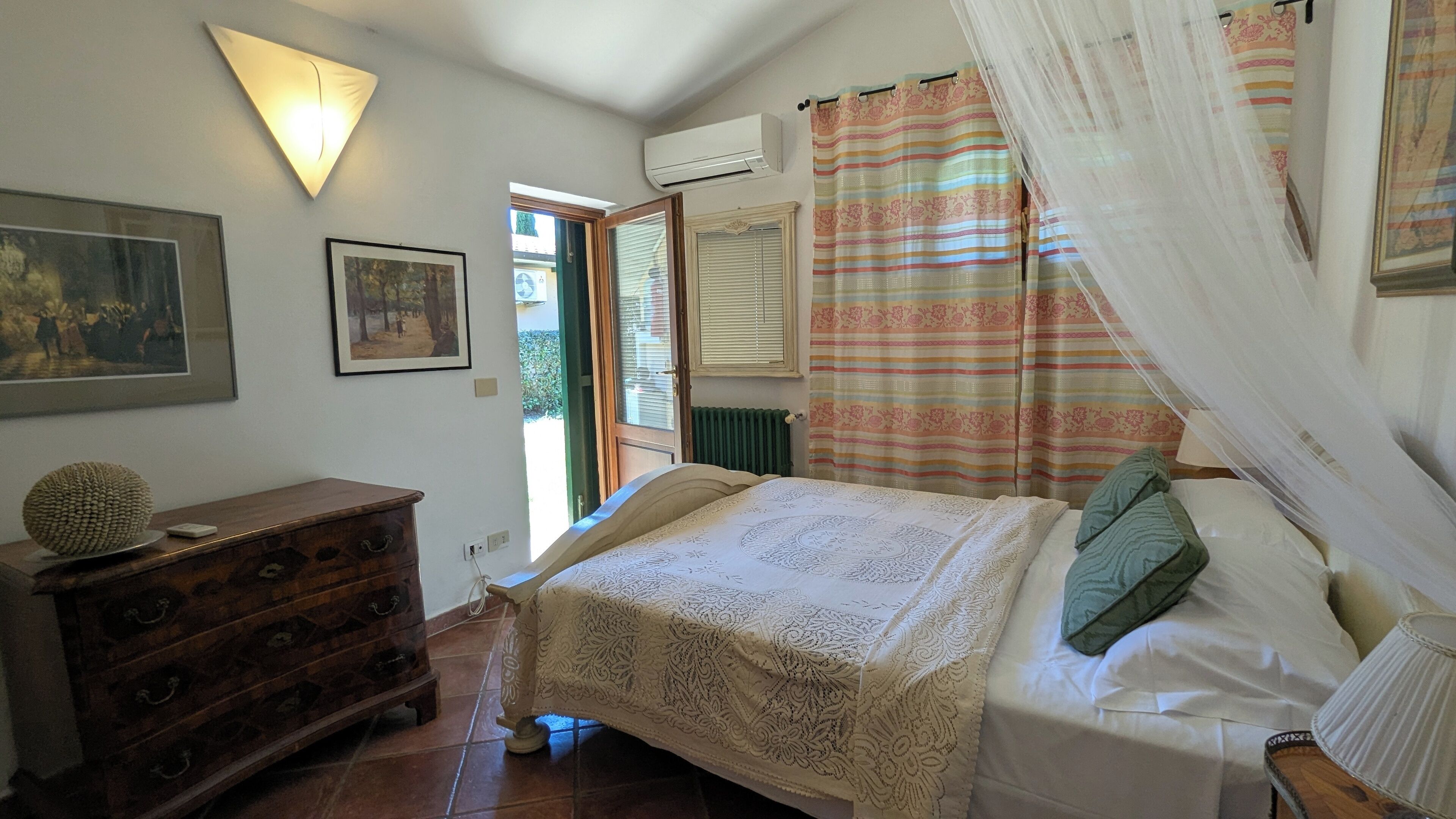 1 chambre, accès Internet, draps fournis