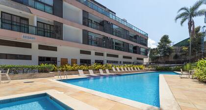 Apartamento em Itaipava com Piscina e Academia