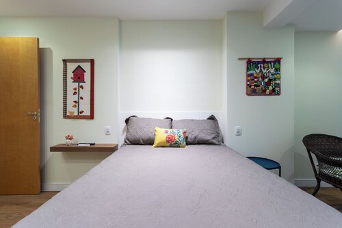 Apartamento em Itaipava com Piscina e Academia