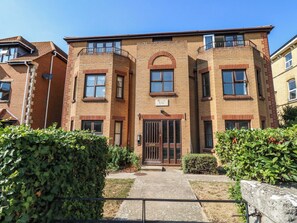 Exterior - Flat 9 (Swanage)