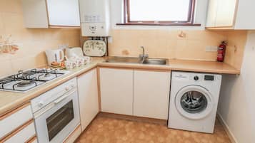 Dụng cụ nấu nướng/bát dĩa/dao nĩa