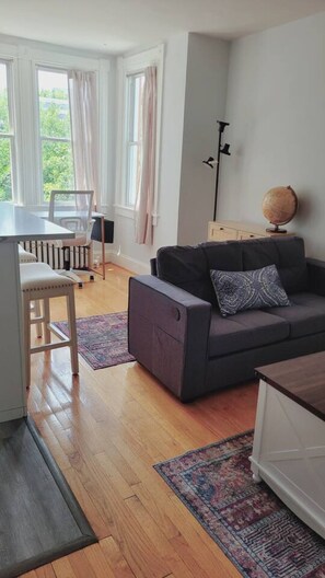 Smart-TV og stereoanlegg