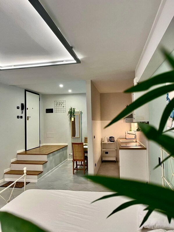 1 bedroom, iron/ironing board, Internet, bed sheets