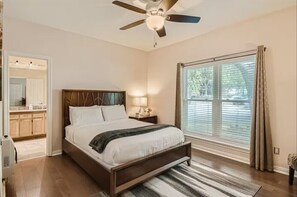 2 habitaciones, tabla de planchar con plancha y wifi gratis 