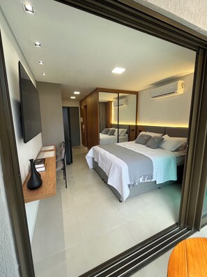 1 bedroom, iron/ironing board, internet, bed sheets