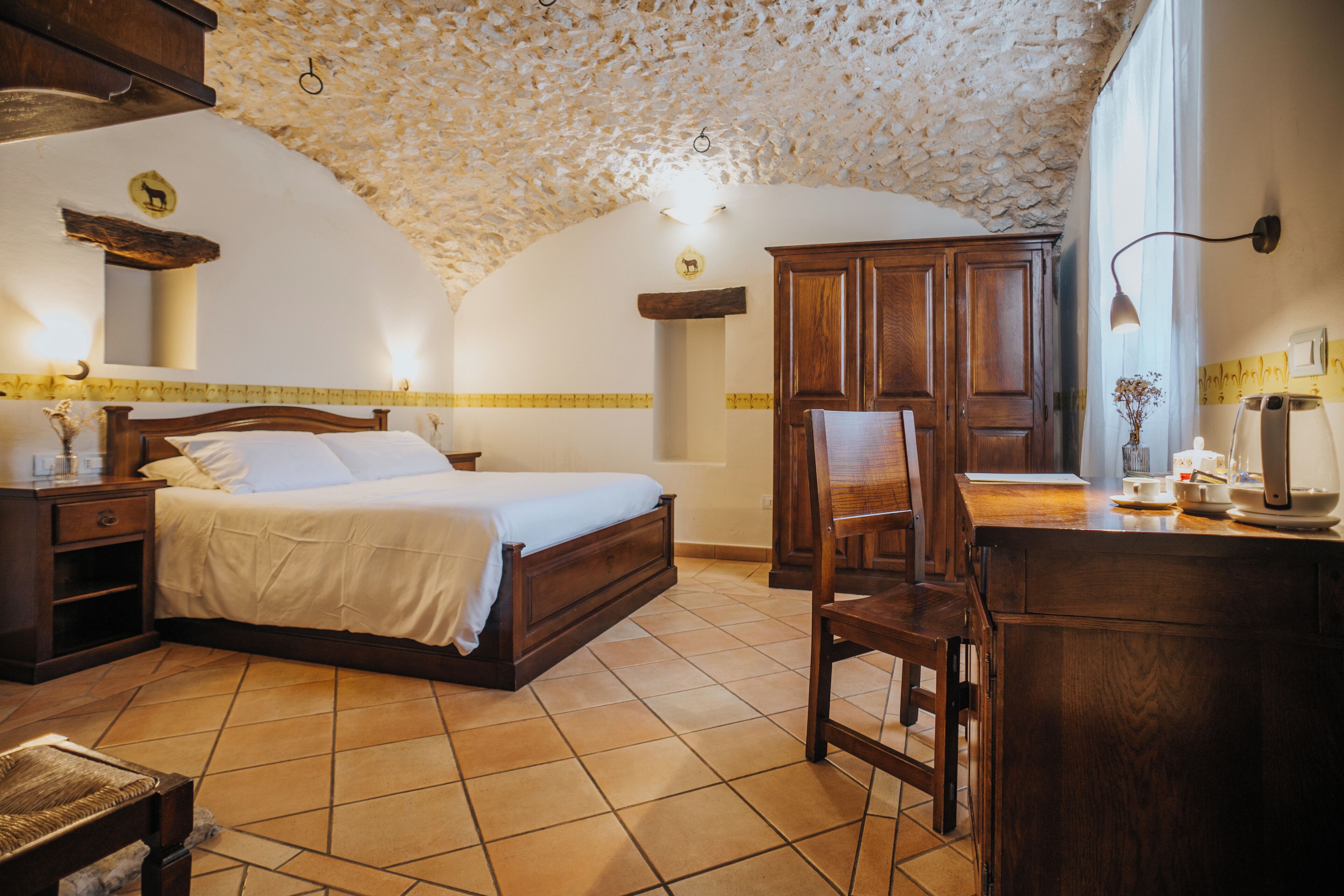 スタンダード ダブルルーム パティオ | ミニバー、セーフティボックス (室内)、旅行用ベビーベッド、WiFi (無料)