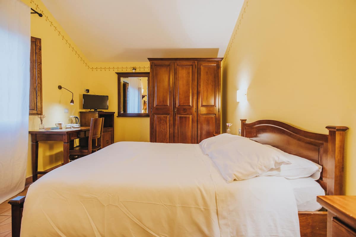 Minibar, Zimmersafe, Reisekinderbett, kostenloses WLAN
