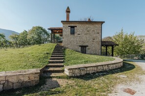 Panoramic Triple Room, Patio, Garden View