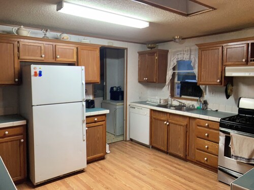 Charming 4-bedroom house in Hanna