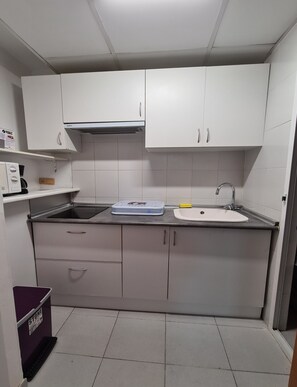 Apartment | Private kitchen - Apartment Near Levante Beach (Benidorm)