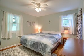 2 bedrooms, WiFi, bed sheets