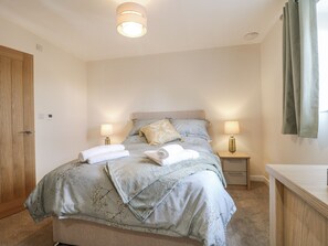 3 bedrooms, individually decorated, individually furnished, free WiFi