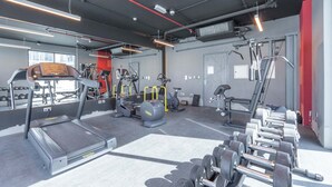 Studio | High-speed internet - Arjan Apartments Sleeps 2 With Amazing Pool (Dubai)