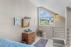 Studio, 1 Queen Bed with Sofa bed (1 Bedroom) | Interior