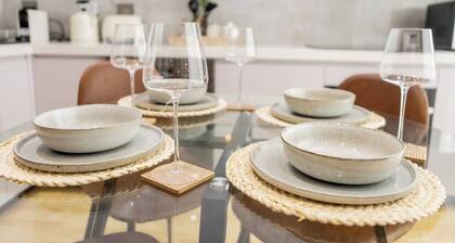 Wale’s Ocean Oasis: Luxury Swakopmund 3-Bedroom