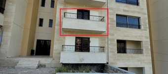 Jean and Suzane Jezzine apartement