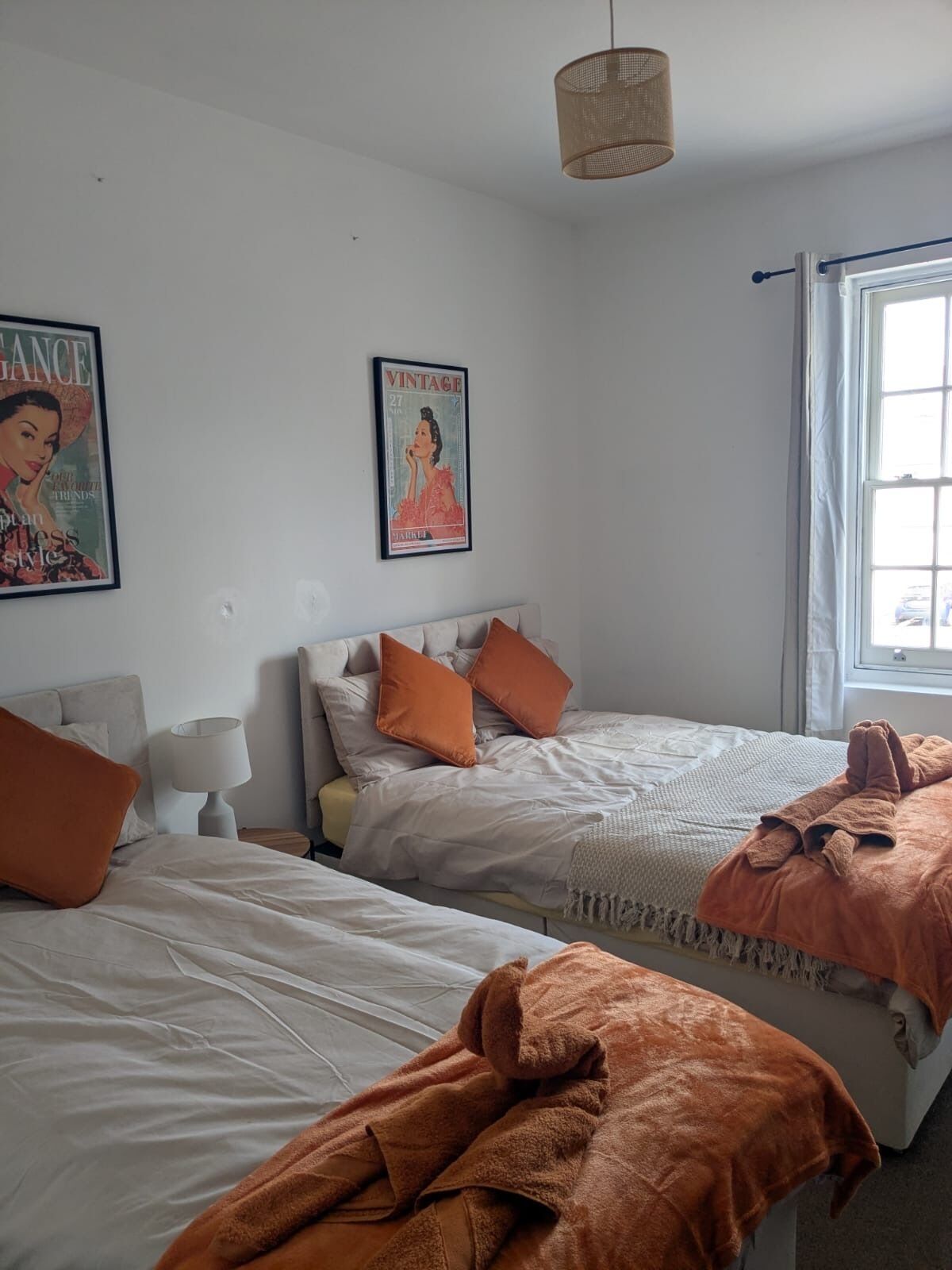 1 chambre, fer et planche à repasser, Wi-Fi, draps fournis