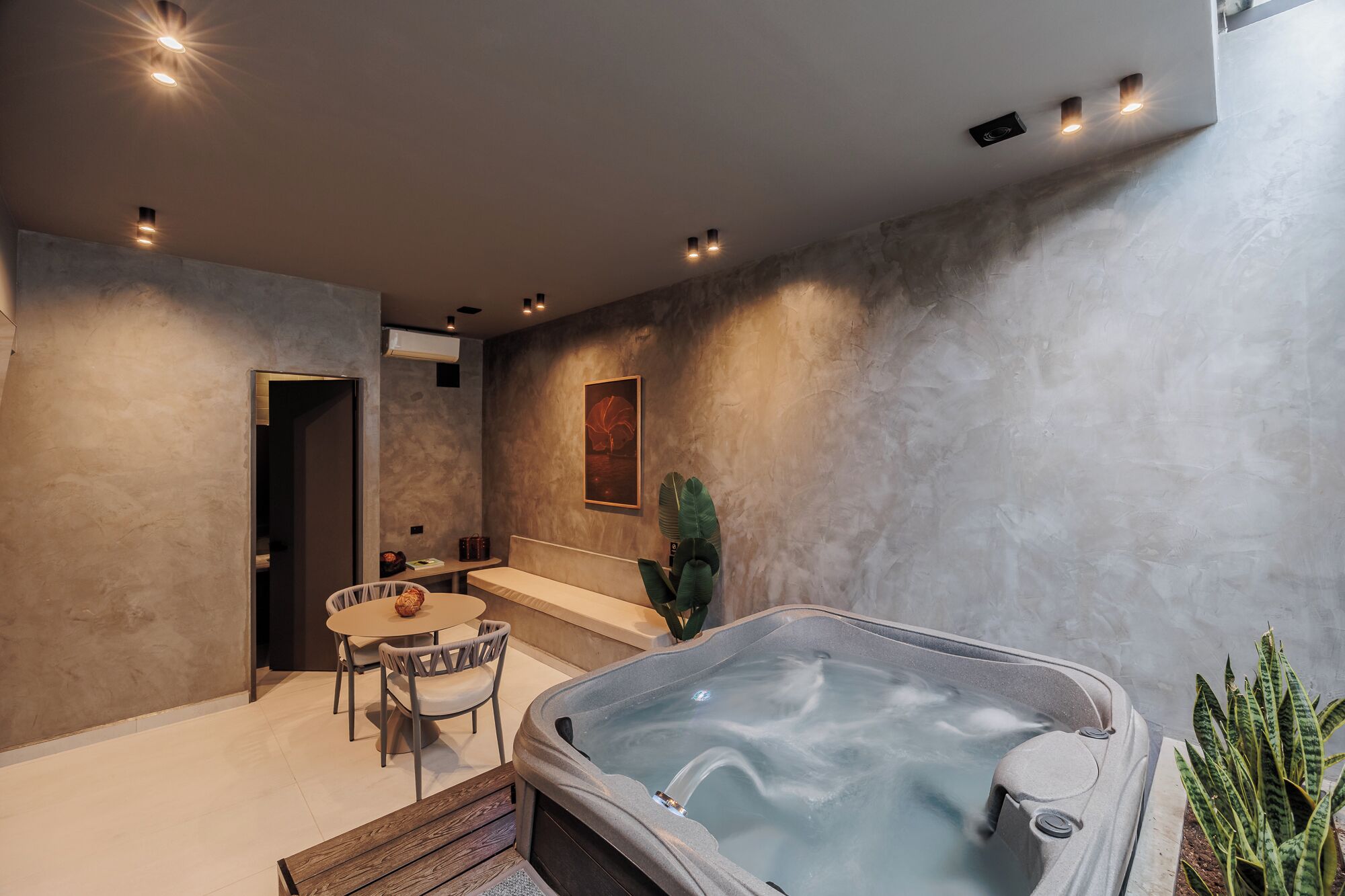 Bañera de hidromasaje privada