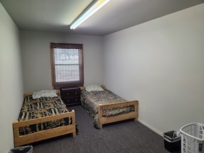 7 bedrooms, free WiFi, bed sheets, wheelchair access