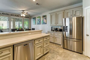 Fridge, microwave, stovetop, dishwasher - Waterfront Lake Conroe Home w/ Pool Access! (Montgomery)
