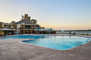 Pool - Waterfront Lake Conroe Home w/ Pool Access! (Montgomery)