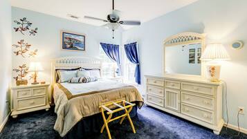 3 bedrooms, desk, internet, bed sheets