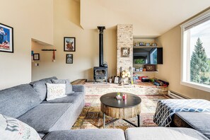 Living area - 2 Mi to Winter Park Slopes: Mtn-View Condo! (Winter Park)