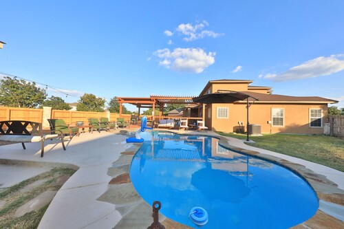 Relax & Play! 3BR Home w/ Pool + Close to Downtown