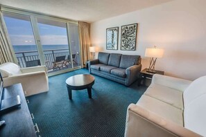 TV, offices - Beachfront condo with balcony & resort pools (Myrtle Beach)