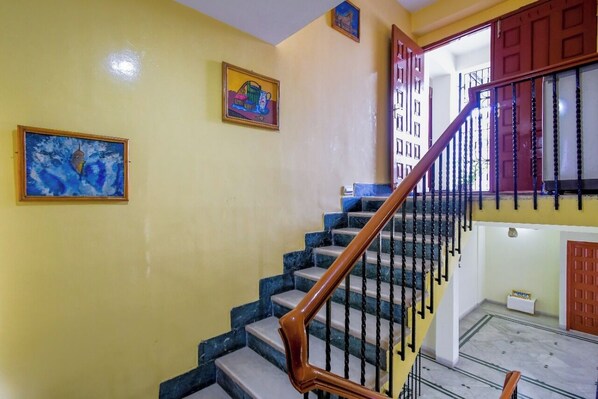 Deluxe Double Room | Living area
