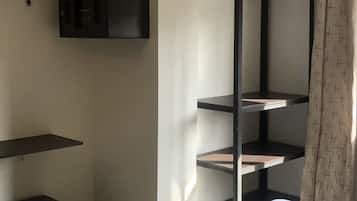 1 habitación, wifi y ropa de cama