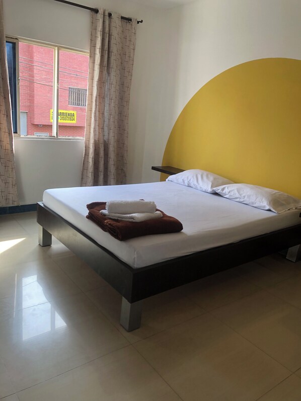 1 bedroom, WiFi, bed sheets