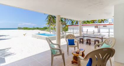 LAMAU-Beachfront House, San Crisanto, Yuc.