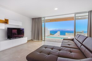 Smart TV y libros 
